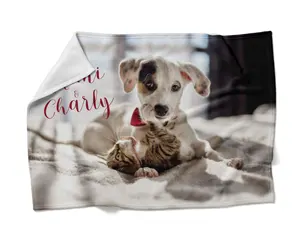 Weiche Kuscheldecke personalisieren lassen