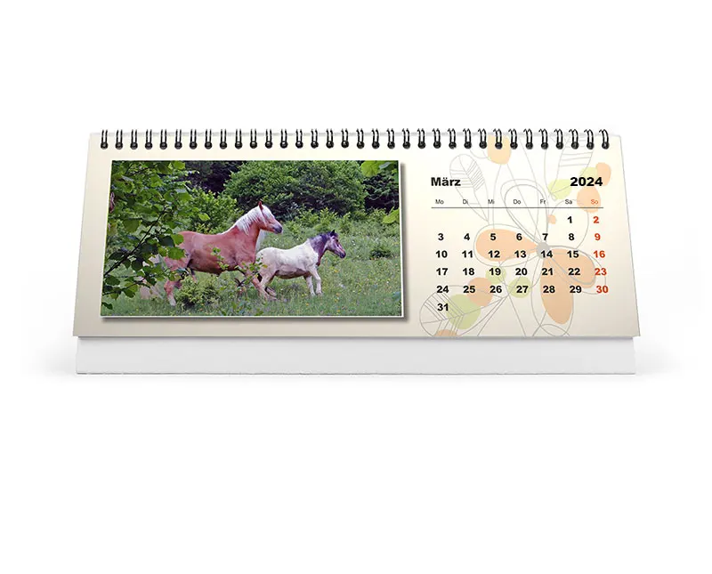 Der Tischkalender ist in Din A5 oder im Sonderformat 29,7 x 10,5 cm erhältlich.