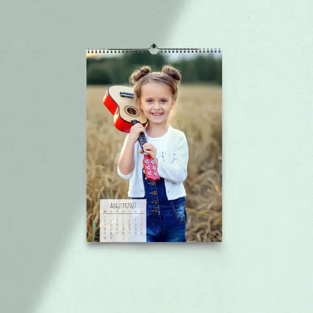 A4 Kalender Hochformat Design Classic links AMA