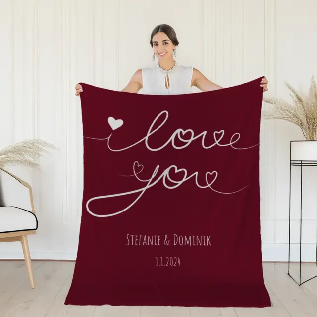Kuscheldecke 140 x 200 cm Design Schriftzug I Love mit Herzen