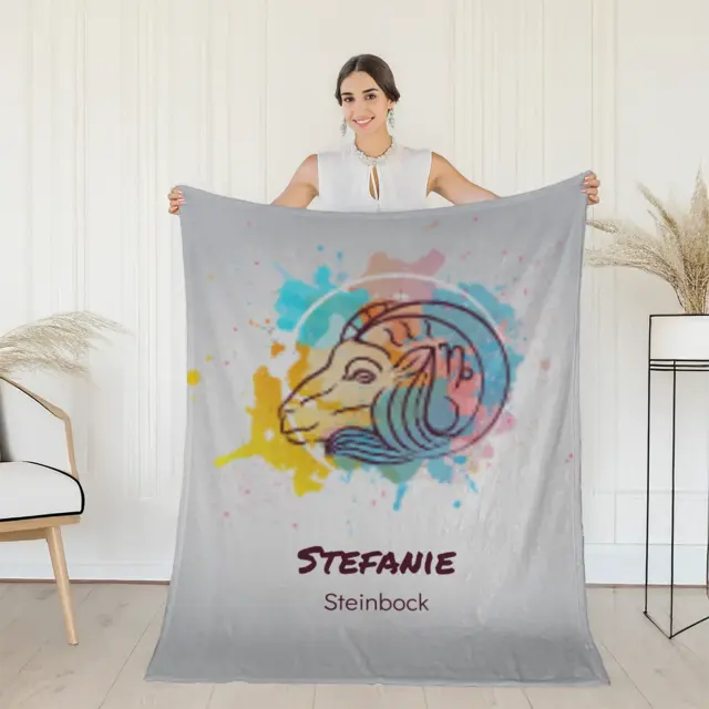 Kuscheldecke 140 x 200 cm Design Sternzeichen Steinbock Splashes mit Namen
