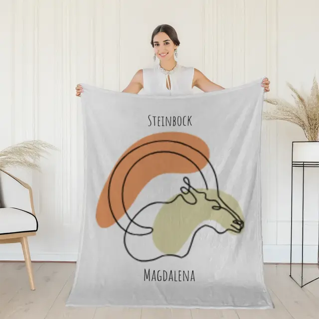 Kuscheldecke 140 x 200 cm Design Sternzeichen Steinbock Lineart mit Namen