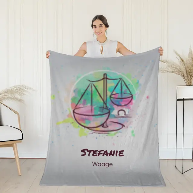 Kuscheldecke 140 x 200 cm Design Sternzeichen Waage Splashes mit Namen