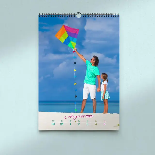 Fotowochenkalender mit Designvorlagen gestalten oder frei layouten