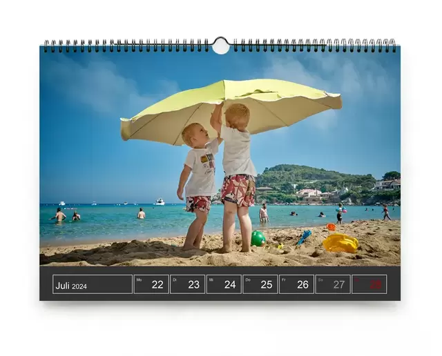 Gestalten Sie im Wochenkalender 55 Einzelseiten mit Ihren Fotos.