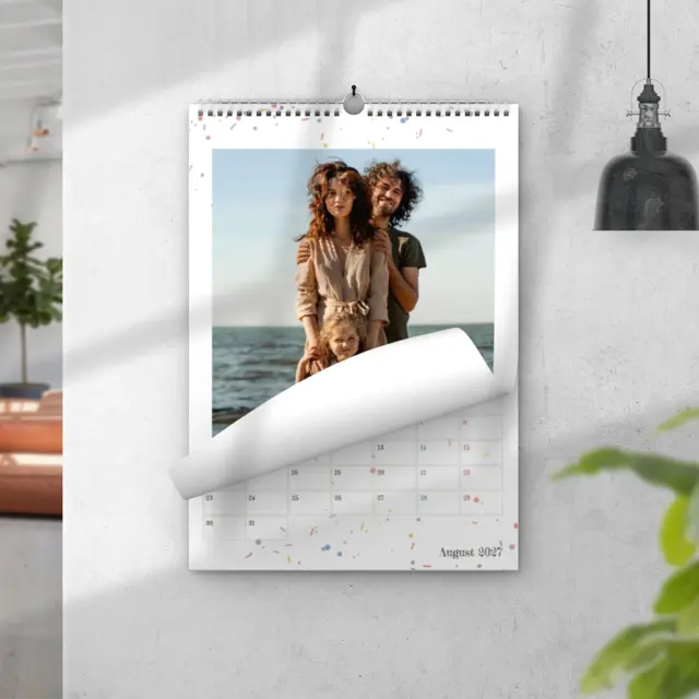 Ein fröhlicher Kalender im DIN A2-Hochformat