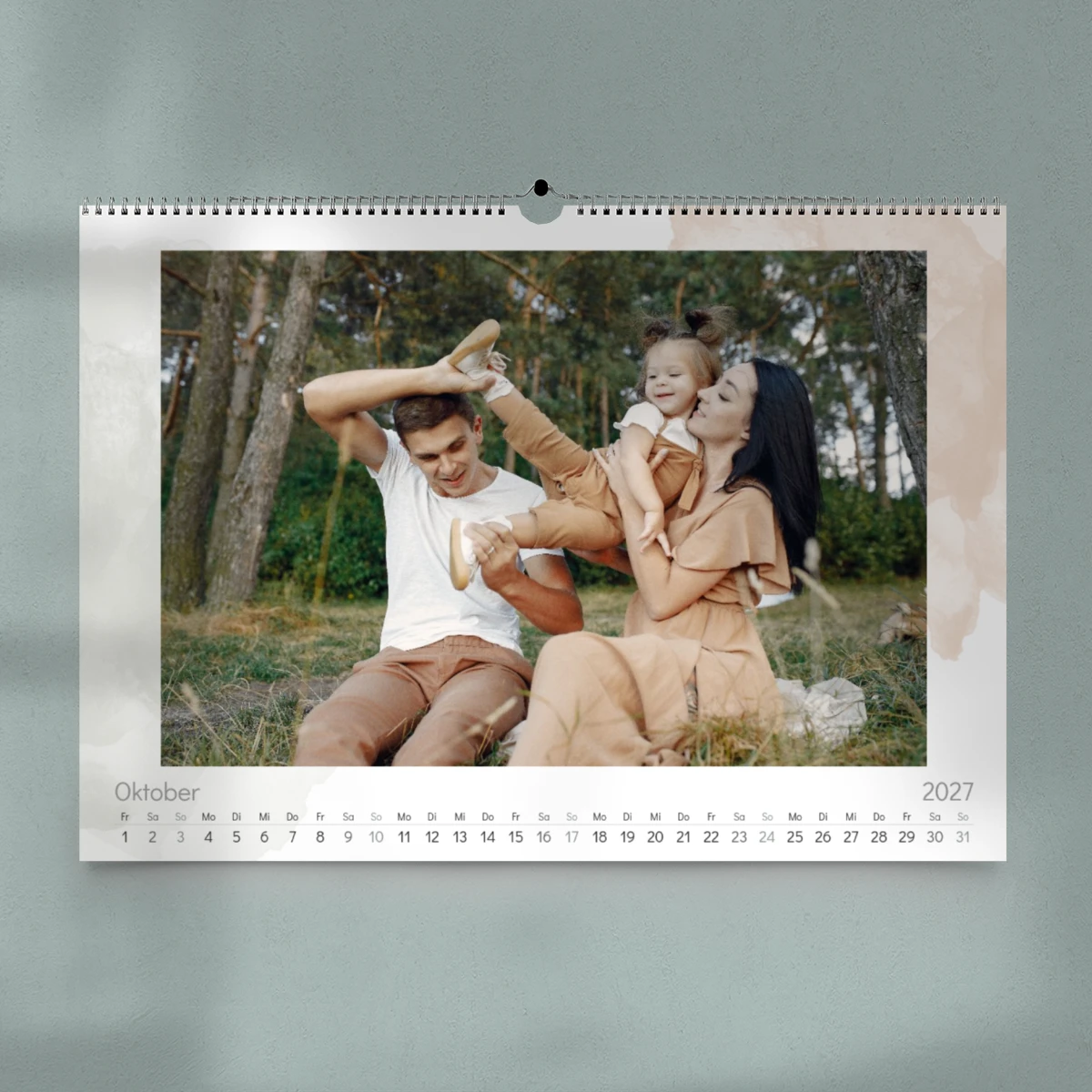 Fotokalender DIN A2 Querformat mit dezenten Aquarell-Elementen