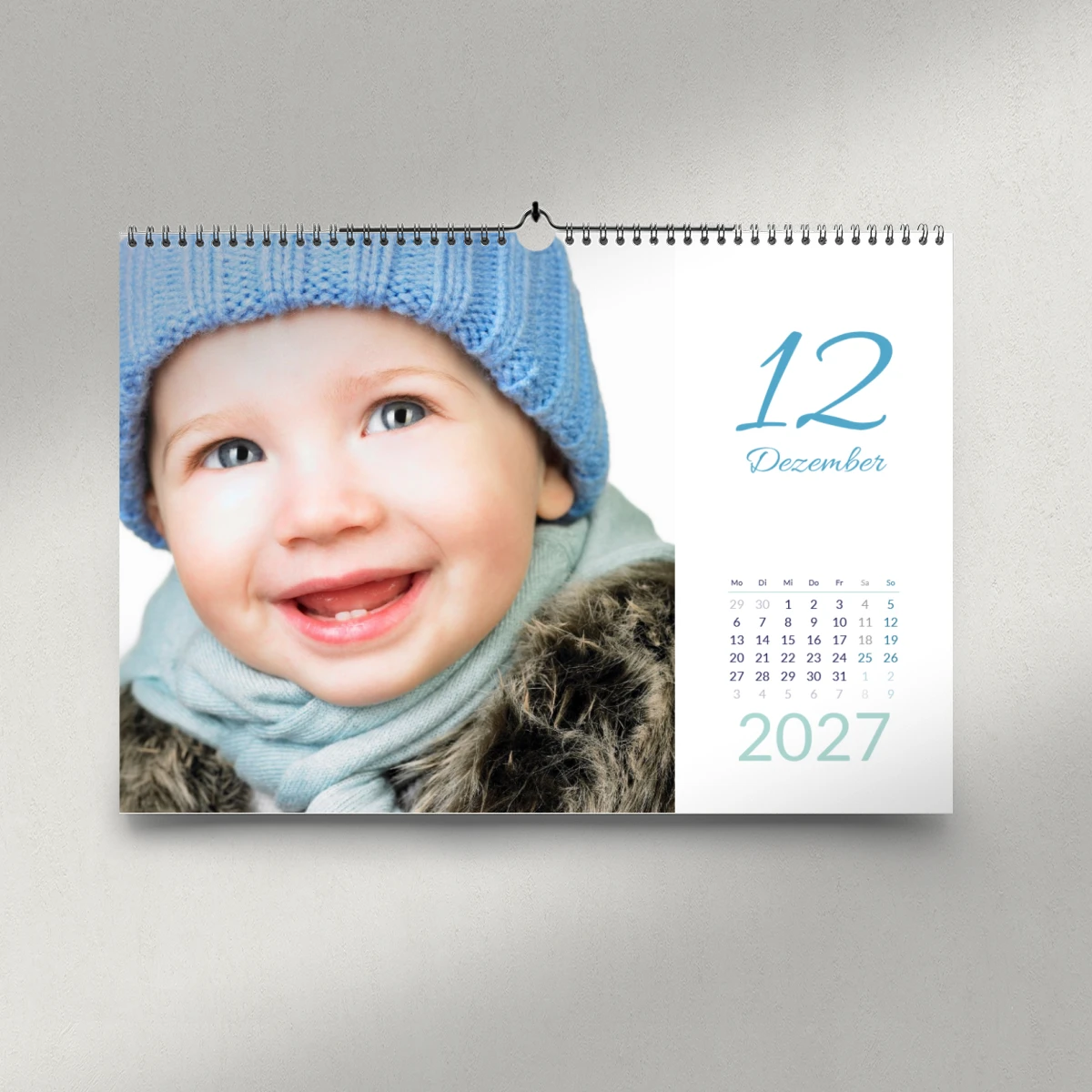 Klassisches Design mit großem Kalendarium für Fotokalender A4