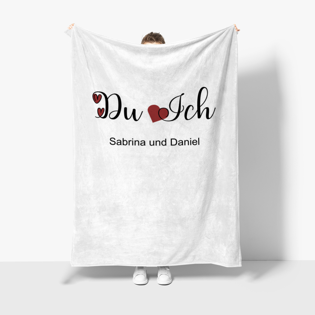 Kuscheldecke Du Ich mit Herzen - mit Namen personalisierbar - Geschenkidee für Verliebte, Valentinstag Text Herzen 140 x 200 cm
