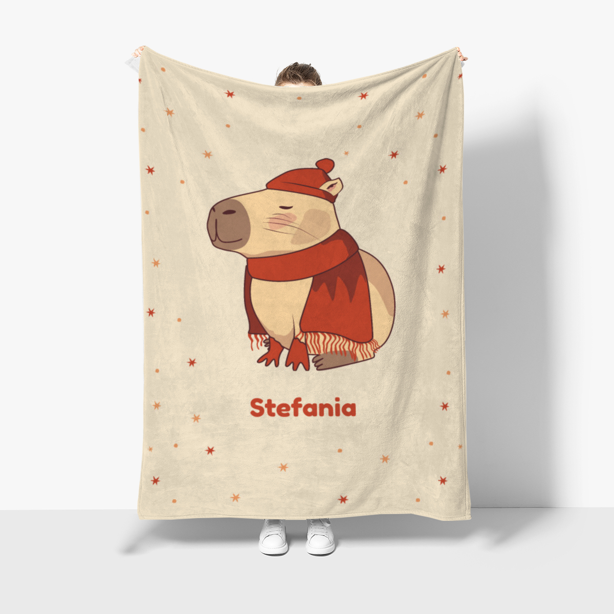 Wohndecke mit Namen personalisierbar, Kuscheldecke, niedliche Namensdecke mit Capybara, Geschenkidee Geburtstag Motiv Capy Wintermütze 140 x 200 cm